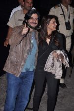 Sonali Bendre, Goldie Behl at Hrithik_s yacht party in Mumbai on 9th Jan 2013 (230).JPG